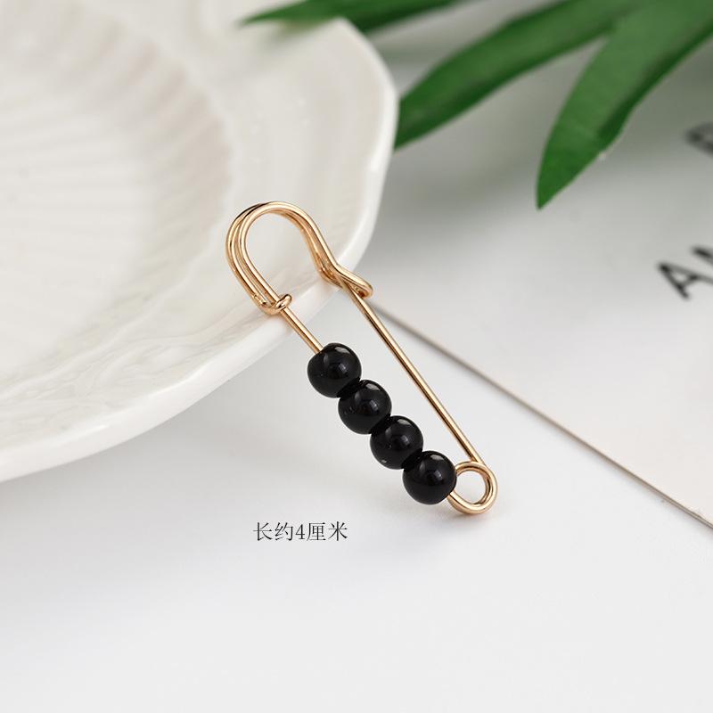 Women New Skirt Waist Artifact Waist Pin Cute Imitation Pearl Rhinestone Brooch Anti-lighting Pin Jewelry H1379