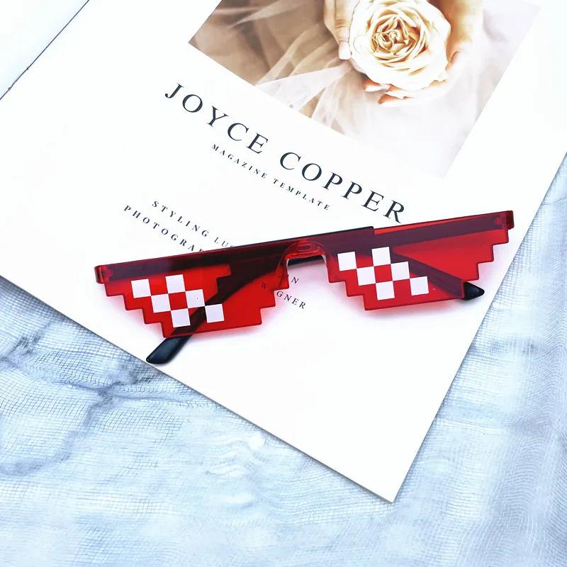 Cyklingglasögon Mosaik Solglasögon för Herr Dam Pixel Svart Retro Gamer Robot Solglasögon Cool Party Vintage Nyanser Glasögon