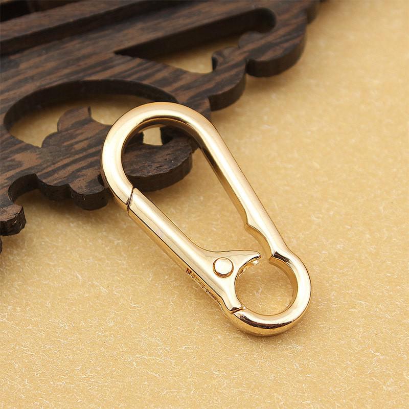 Versatile Stainless Steel Car Keychain for Men and Women - Waist, Bag, and Backpack Hanging Hook