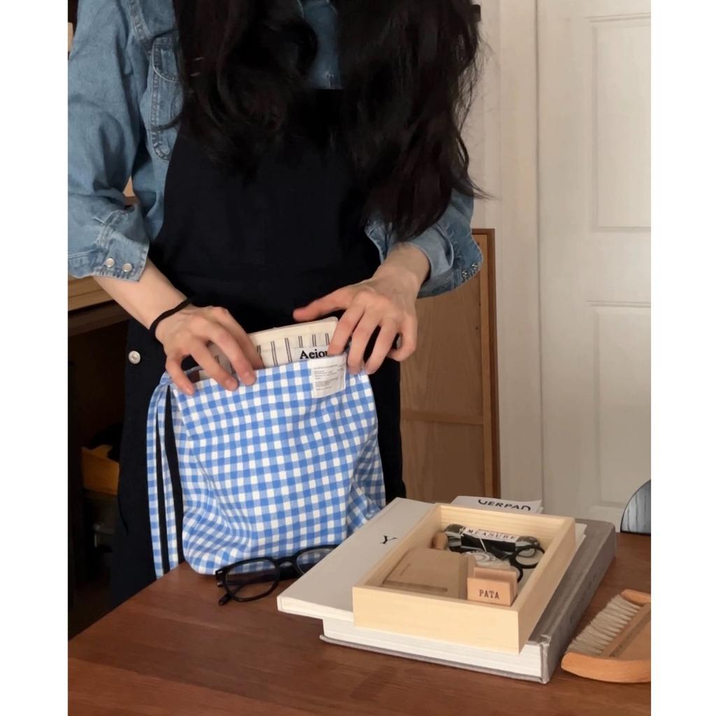 Canvas bag, shoulder bag, messenger bag, cloth bag, plaid, blue.