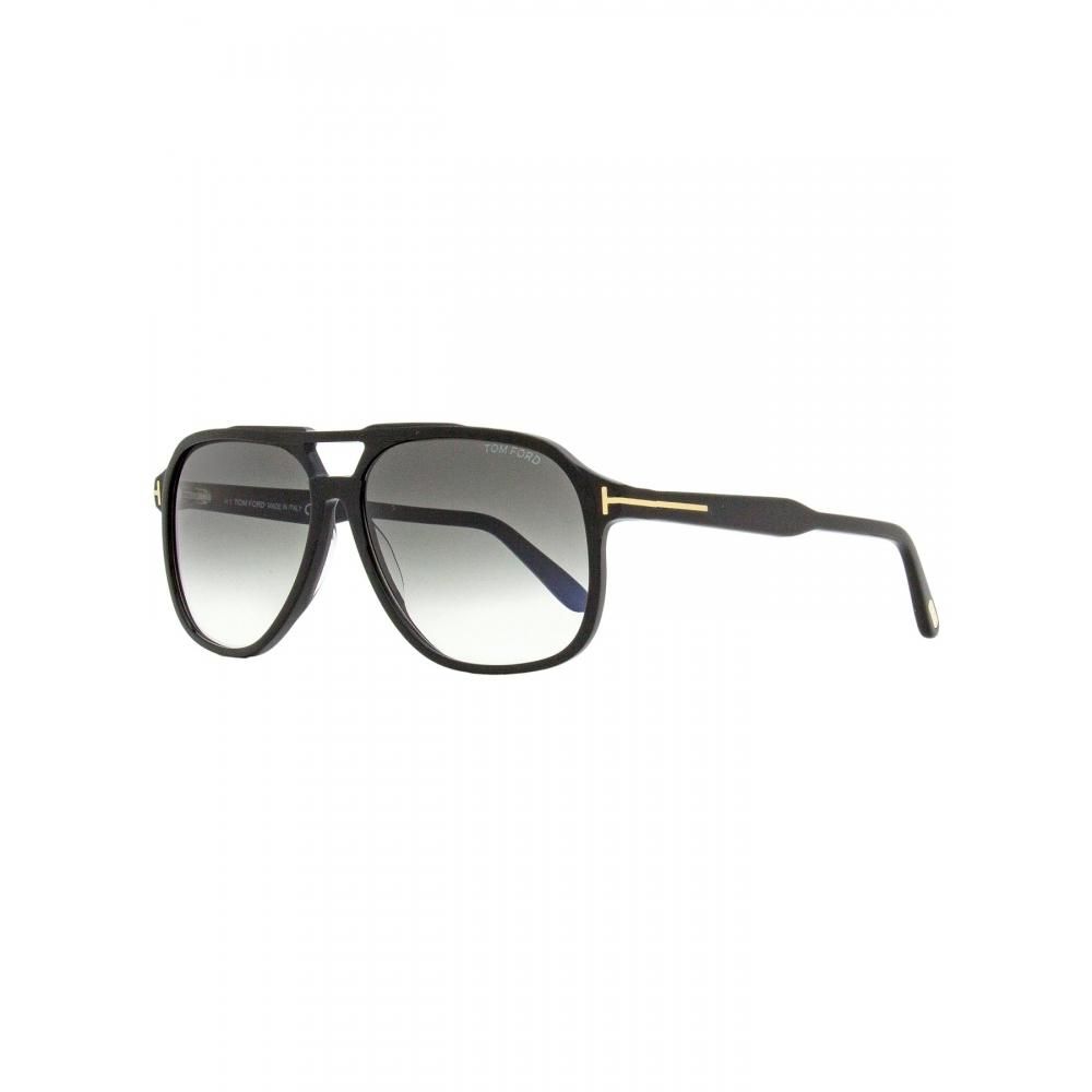 

Мужские солнцезащитные очки-навигаторы Tom Ford TF753 Raoul 01B Черные 62 мм