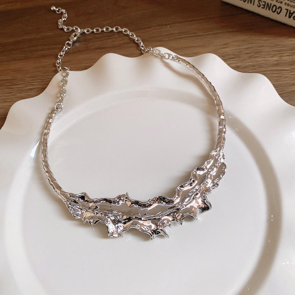 Aesthetic Leaf Chokers Necklace Collar Irregular Exaggerated Choker  Wedding