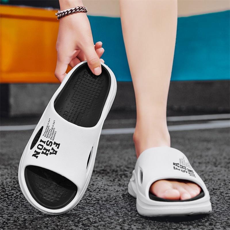 One-word drag men's summer 2024 new stepping on shit feeling outside slippers men's home leisure beach sandals student