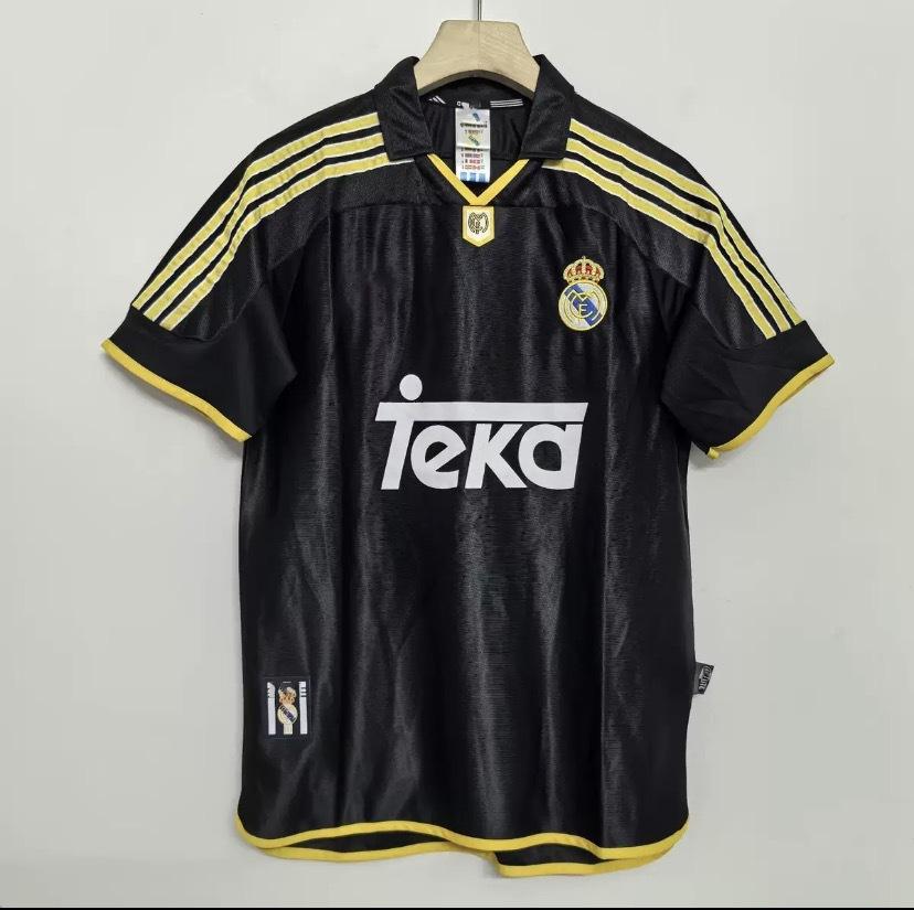 Source: Retro football uniform: Brazil-Real Madrid-Manchester United nostalgic version short-sleeved jersey