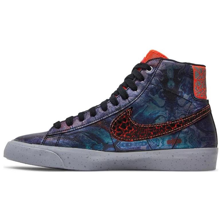 

Мужские кроссовки Nike Blazer Mid PRM QS Area 72 синие Total-Crimson Black 598124-800