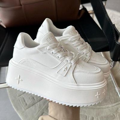 Scarpe basse casual a suola spessa bianco autunno nuovo stile accademico uomo piccolo aumento altezza muffin scarpe sportive da ginnastica donna
