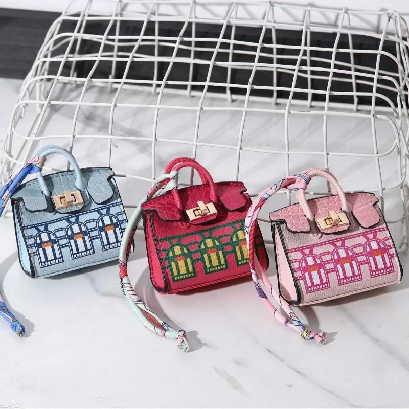 Mini torba wisiorek dom mała torba nowy modny wisiorek usta czerwona koperta słuchawki Charter Key