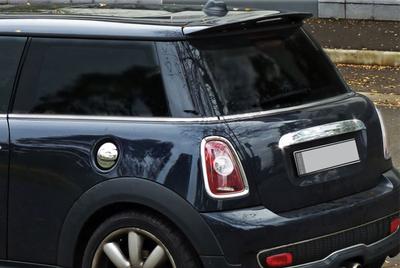 Chromowana listwa nad numerem R56 (Stal nierdzewna) dla Mini Clubman R55/R56 2007-2014
