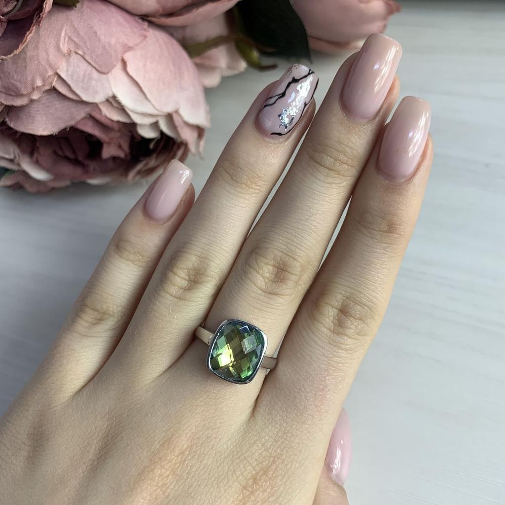 Silberring mit Mystik-Topas 4,513 ct, Gewicht des Artikels 4,27 g (1456477)