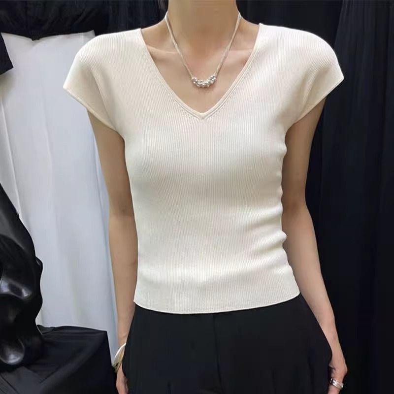 

Hong Kong Chic V-Neck Slim Fit Short Sleeve Women s Knit Top M