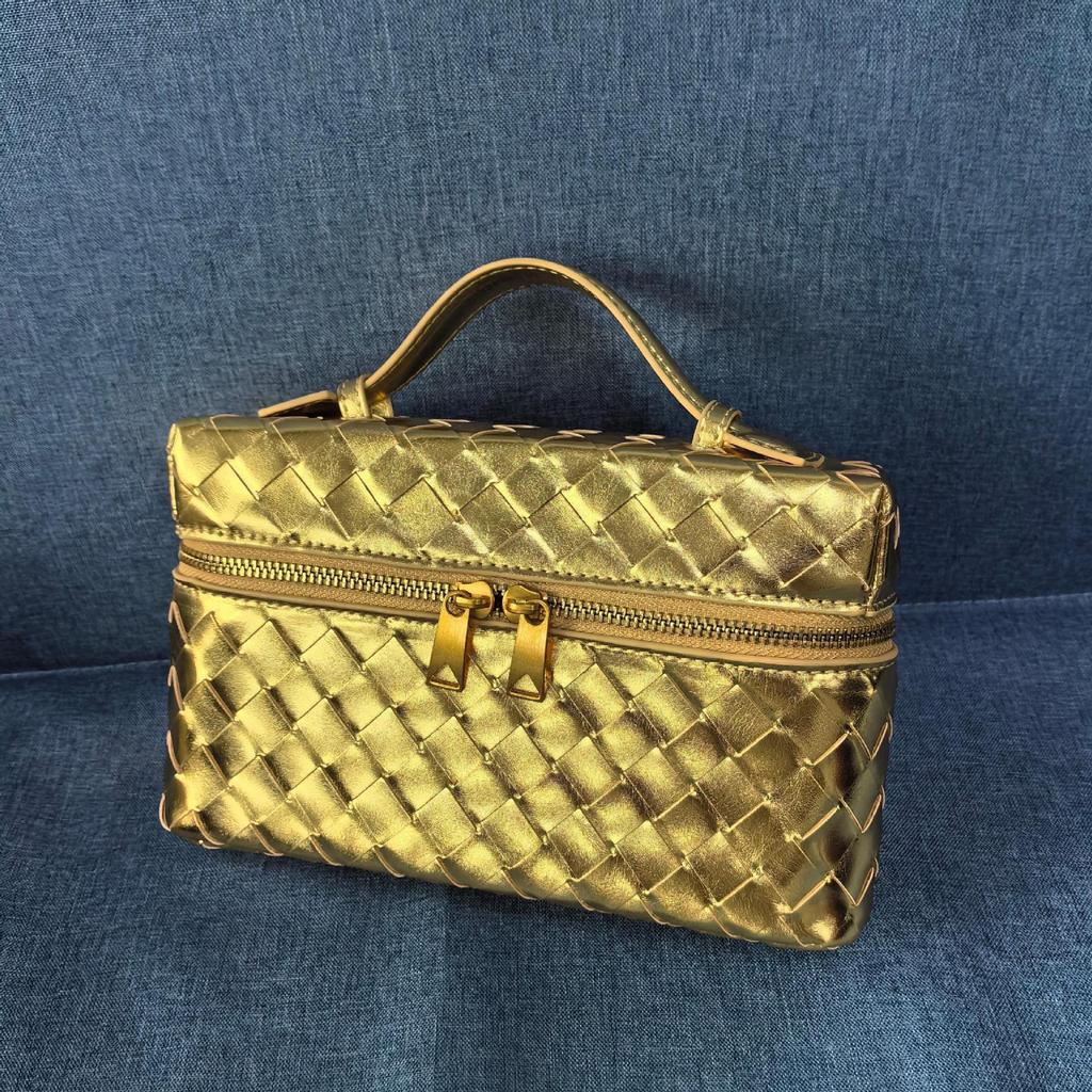 Box Cosmetic Bag Lunch Box Bag Shoulder Crossbody 23cm Hand-woven Portable Small Square Bag Factory Wholesale