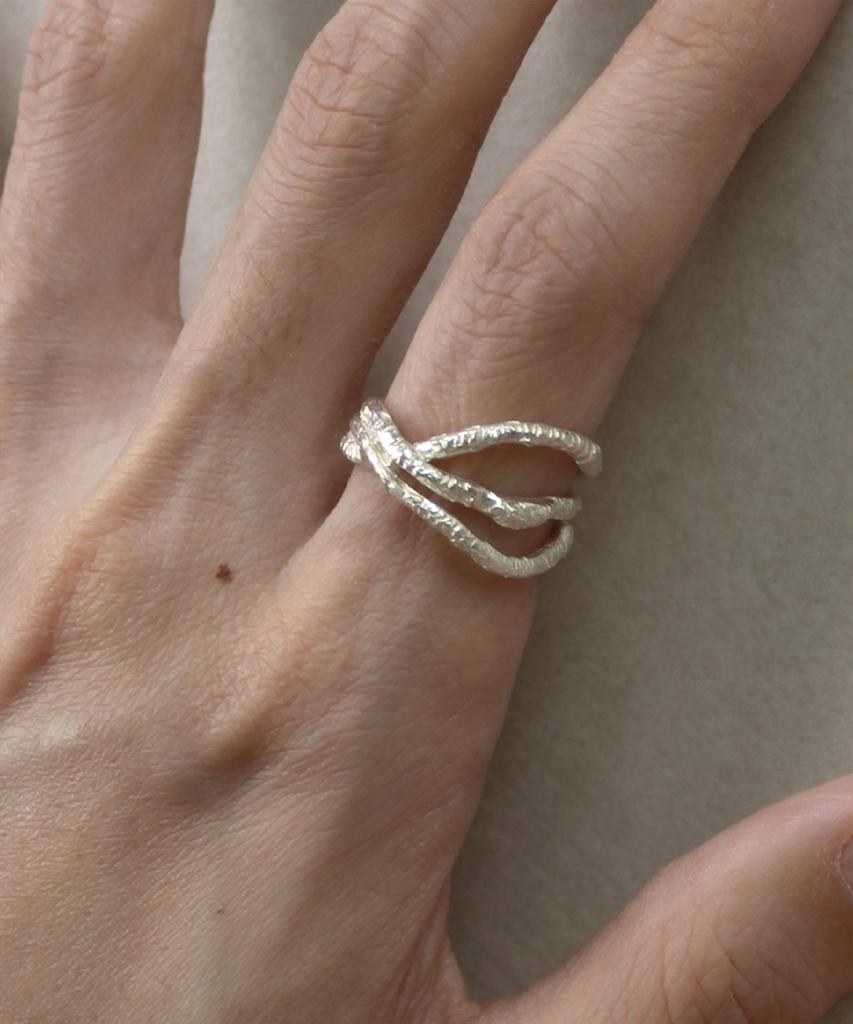 Boldiere Wavy Coral Ring_ R31