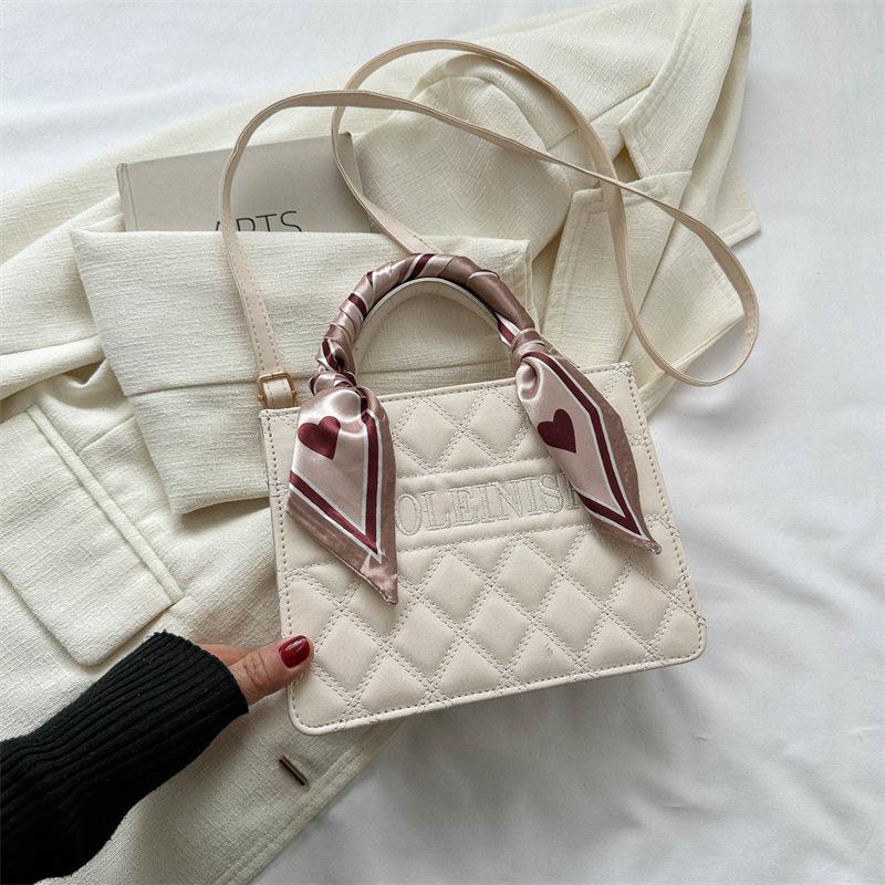 Popular Fashion Diamond Grid Embroidery Thread Korean Version Gentle Temperament Scarf Handbag, New Tote Bags