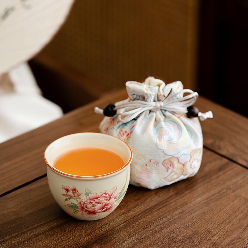 Guochao Custom Signature Gift Vintage Jar Cup, Ru Kiln Chinese Peony Master Cup, Portable Embroidered Gift Bag Company