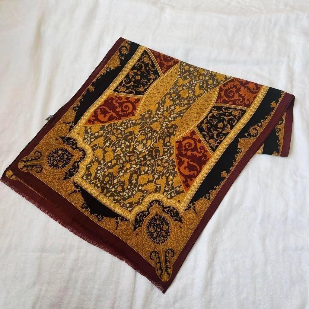 Used Etro Luxurious Gorgeous Color Stole Black Brown