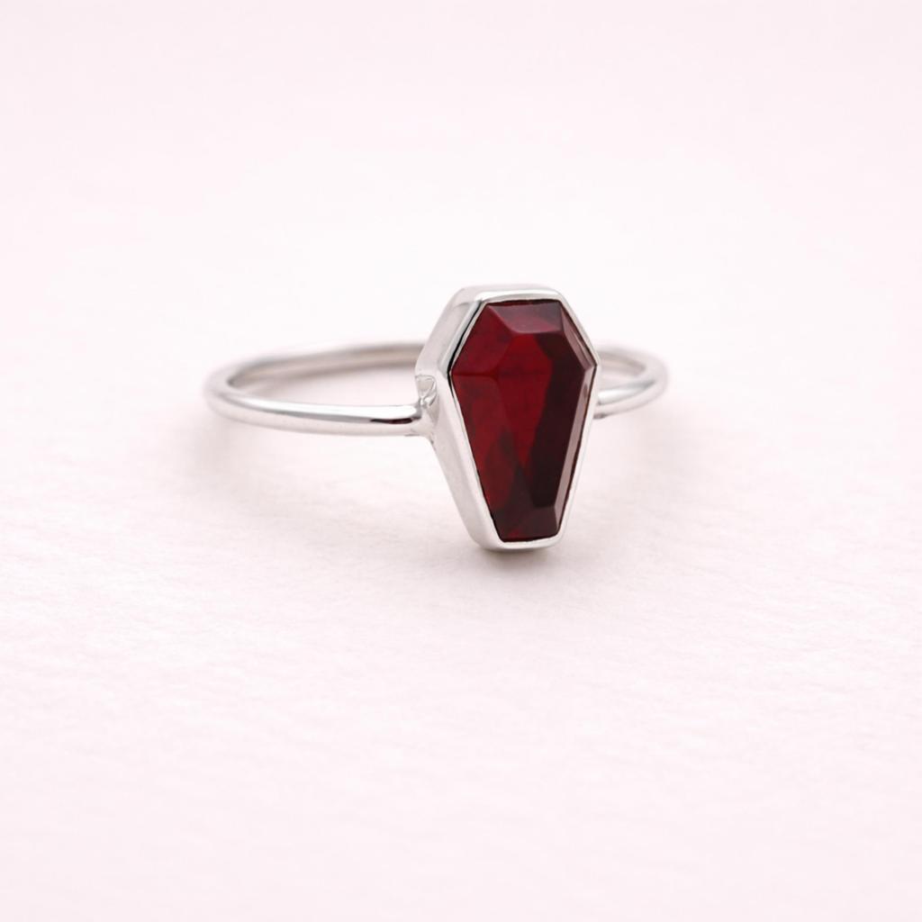 Garnet Quartz Coffin Ring in 925 Sterling Silver, Gothic Boho Statement Gemstone Ring for Women, Handmade Jewelry