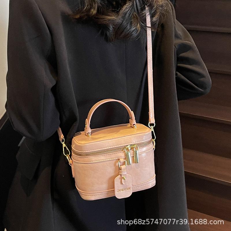 Premium sense of foreign style mini small bag women's 2025 new spring and summer Korean version messenger bag niche design box bag