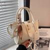 High-end fashion casual niche texture bucket bag 2025 new women's bag trend versatile messenger bag women