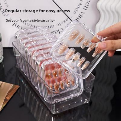 Nail art – Strass e decorazioni per unghie