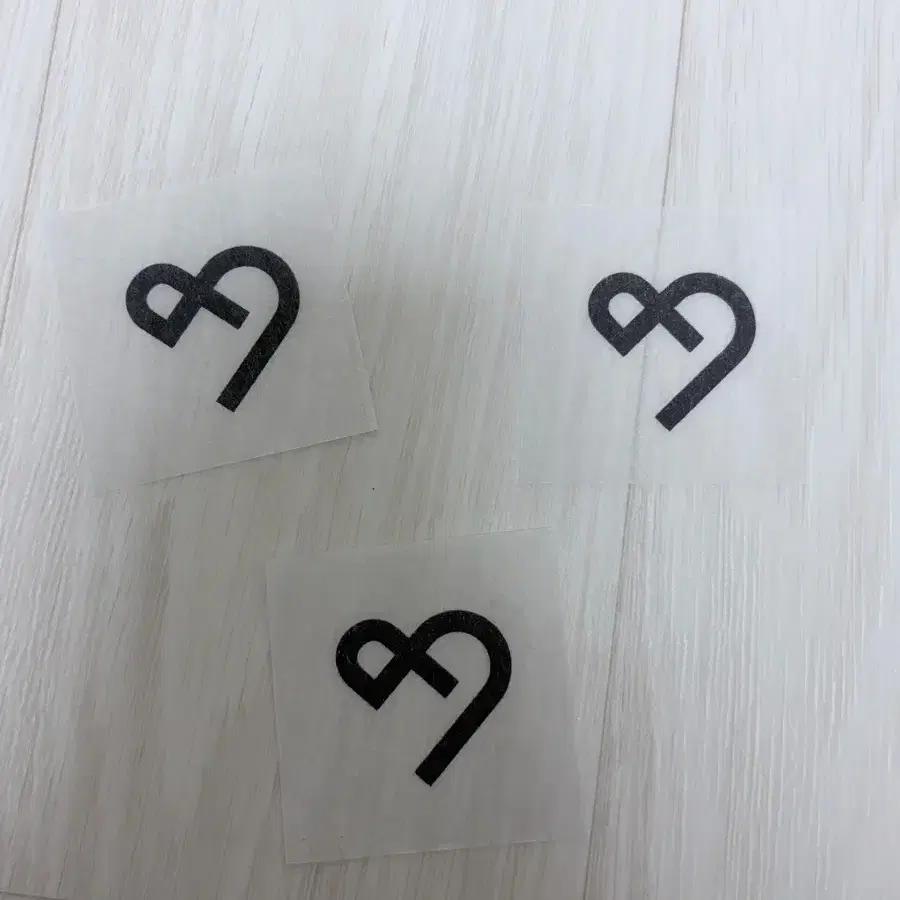 PLAVE World Tour Concert PLAVE Zone Special Gift Photocard Confetti