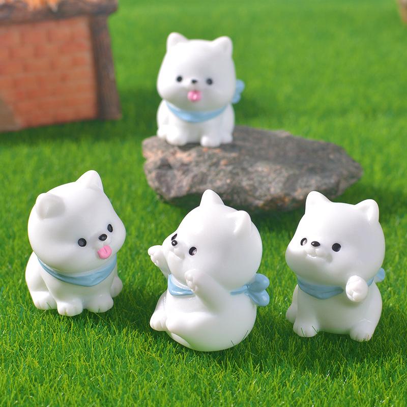 Cute Samoyed Dog Figurines Decorative Accessories Resin Cute Particle Figurines