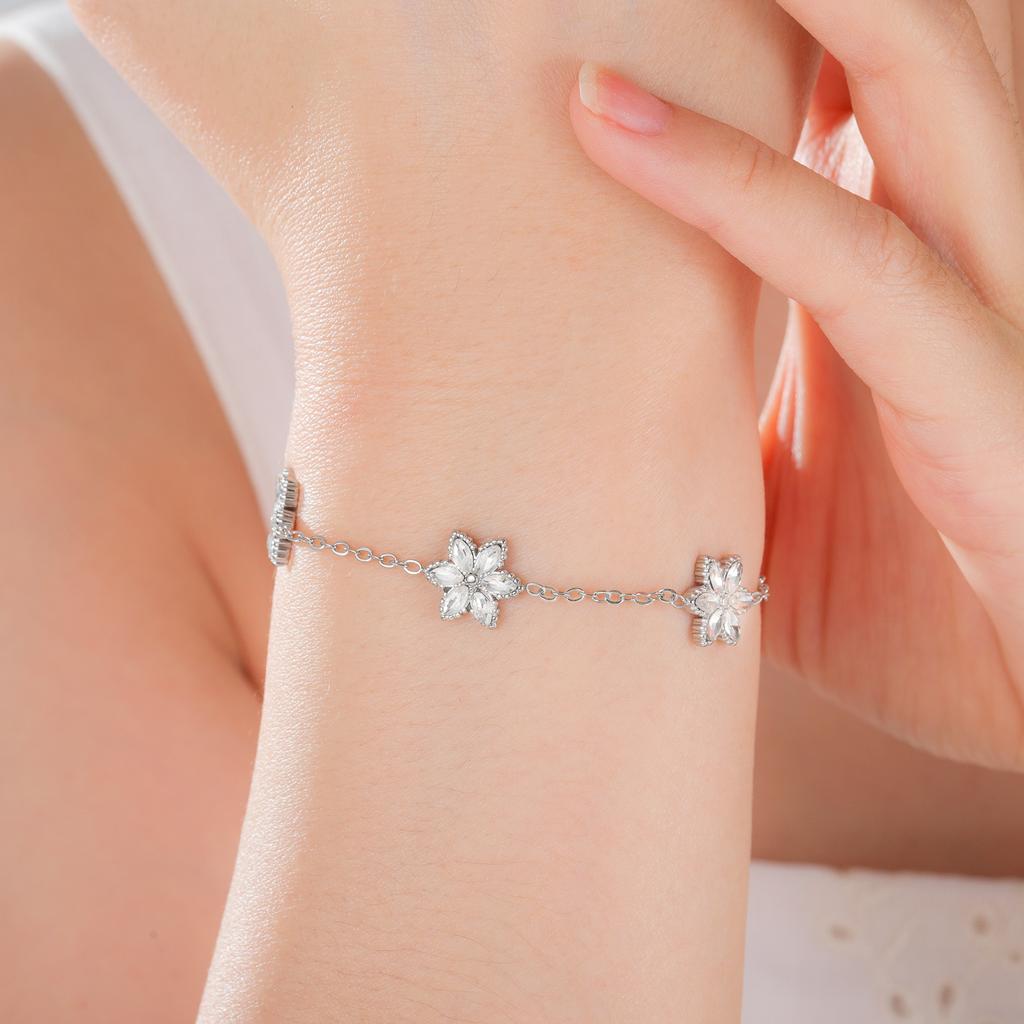 Teamer Clear Zircon Flower Bracelet Stainless Steel for Women Fashion Romantic Wedding Party Shining Jewelry Birthday Gift New