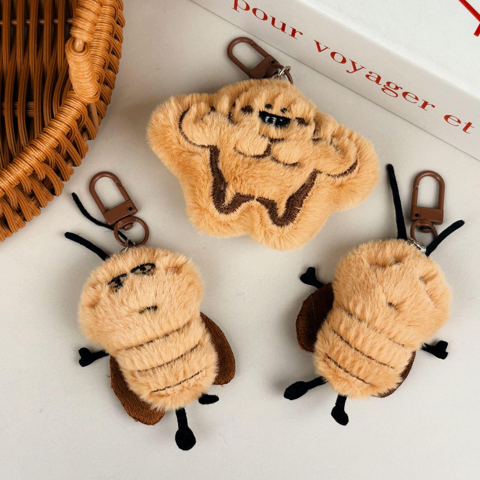 

Creative Cartoon Cockroach Plush Bag Charm - Funny Student Graduation Gift Beaded Chain Style