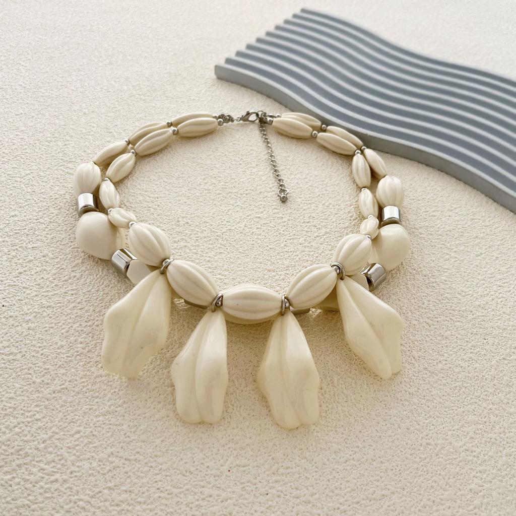 Personalized bohemian double-layer multi-color geometric resin layered necklace exaggerated atmospheric casual style