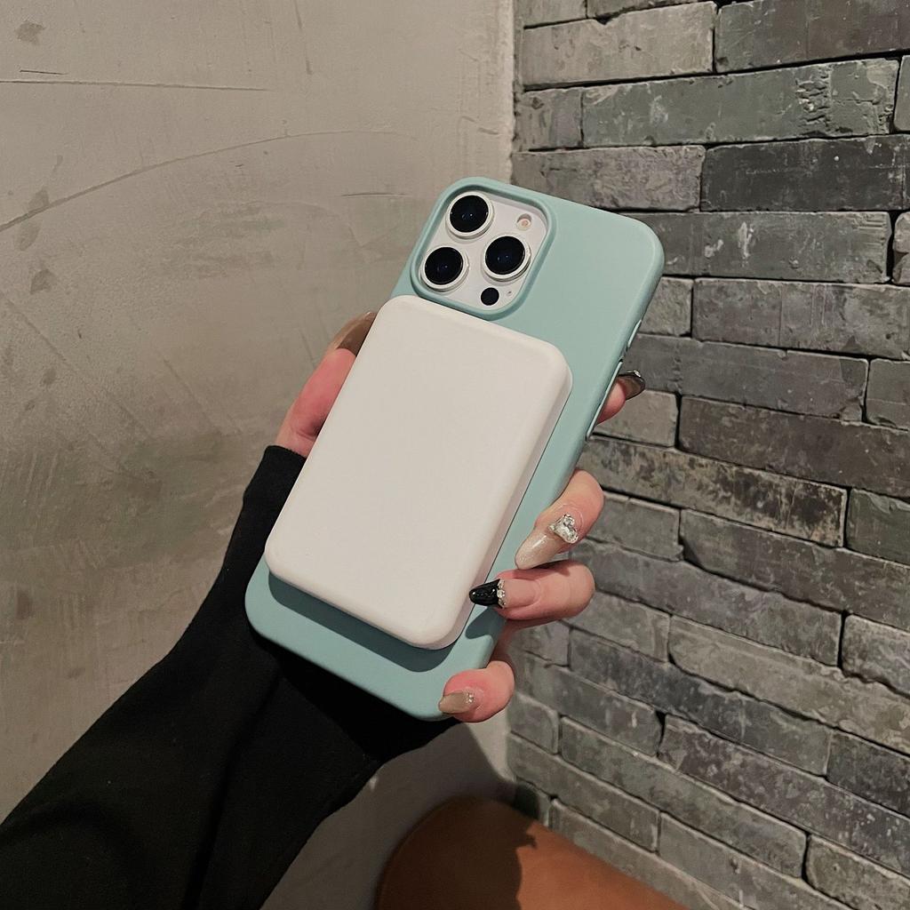 Applicable To IPhone16ProMax Thin Circle Magnetic Skin Absorbing Mobile Phone Case Apple 15 Matte 14 Fall Protection Case 13