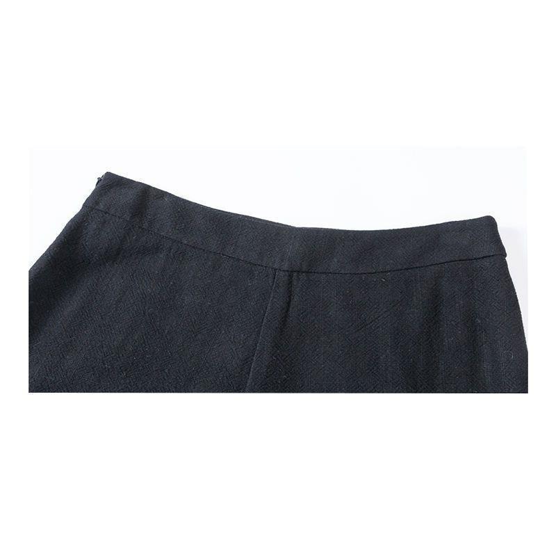 Women's High-Waisted Drapey Wide-Leg Cotton and Linen Pants, Solid Color, Loose and Pleated.