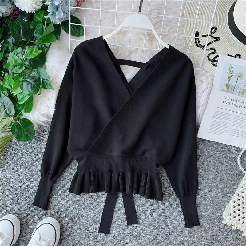 Autumn/winter Sexy V-neck Bat Sleeve Knit Slimming Short Sweater