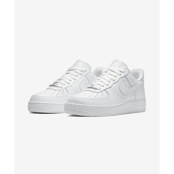 Nike Air Force 1 07 Triple Beyaz Bayan Spor Ayakkabı DD8959-100