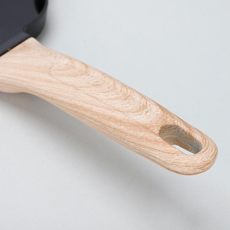 Heart-shaped Non-stick Maifan Stone Breakfast Pan with Four Holes for Eggs, Dumplings, and Hamburgers