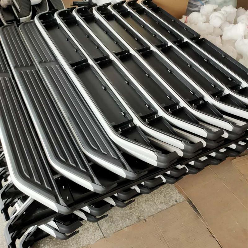 Land Rover Discovery 3/4 Running Boards: Fits 2005-2016 Models, Original Style Side Steps