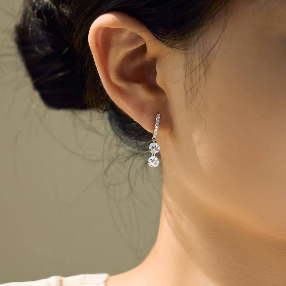 Japanische & Koreanische S925 Sterling Silber Geometrische Zirkon Ohrstecker für Damen - Elegantes, Vielseitiges, Leichter Luxus Modeaccessoire