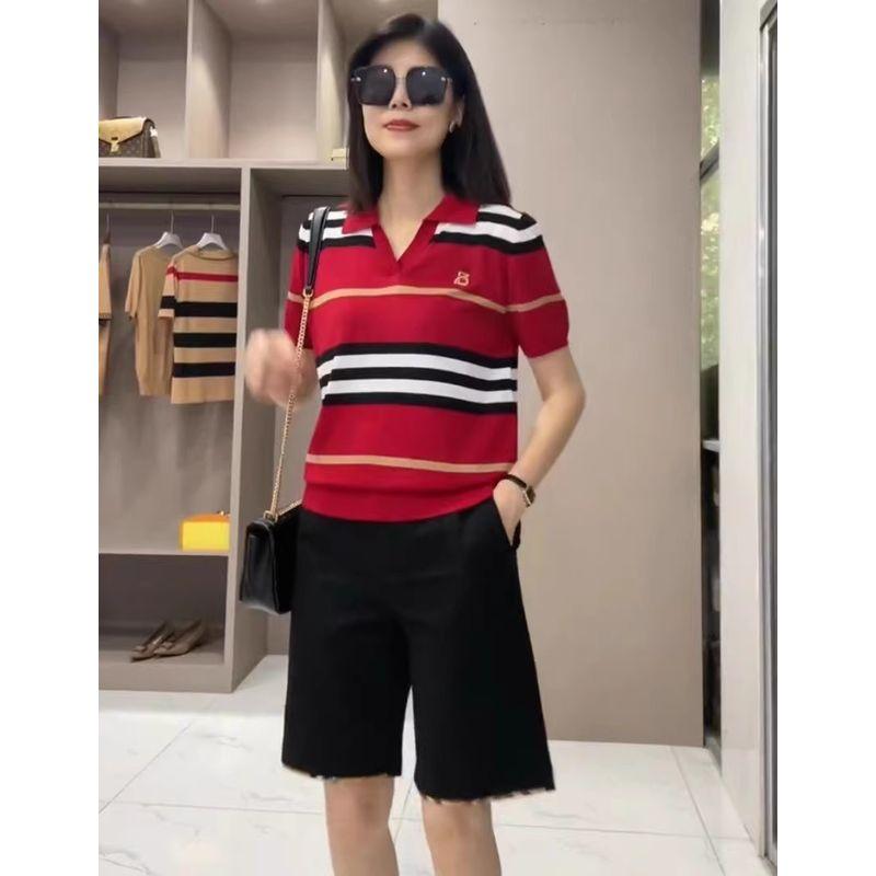 

Европейская станция 2025 Лето Новое поступление Нежный шик Ледяной шелк Полоски Свободный Облегающий Визуально стройнящий Футболка с коротким рукавом Трикотаж Женщины Red M