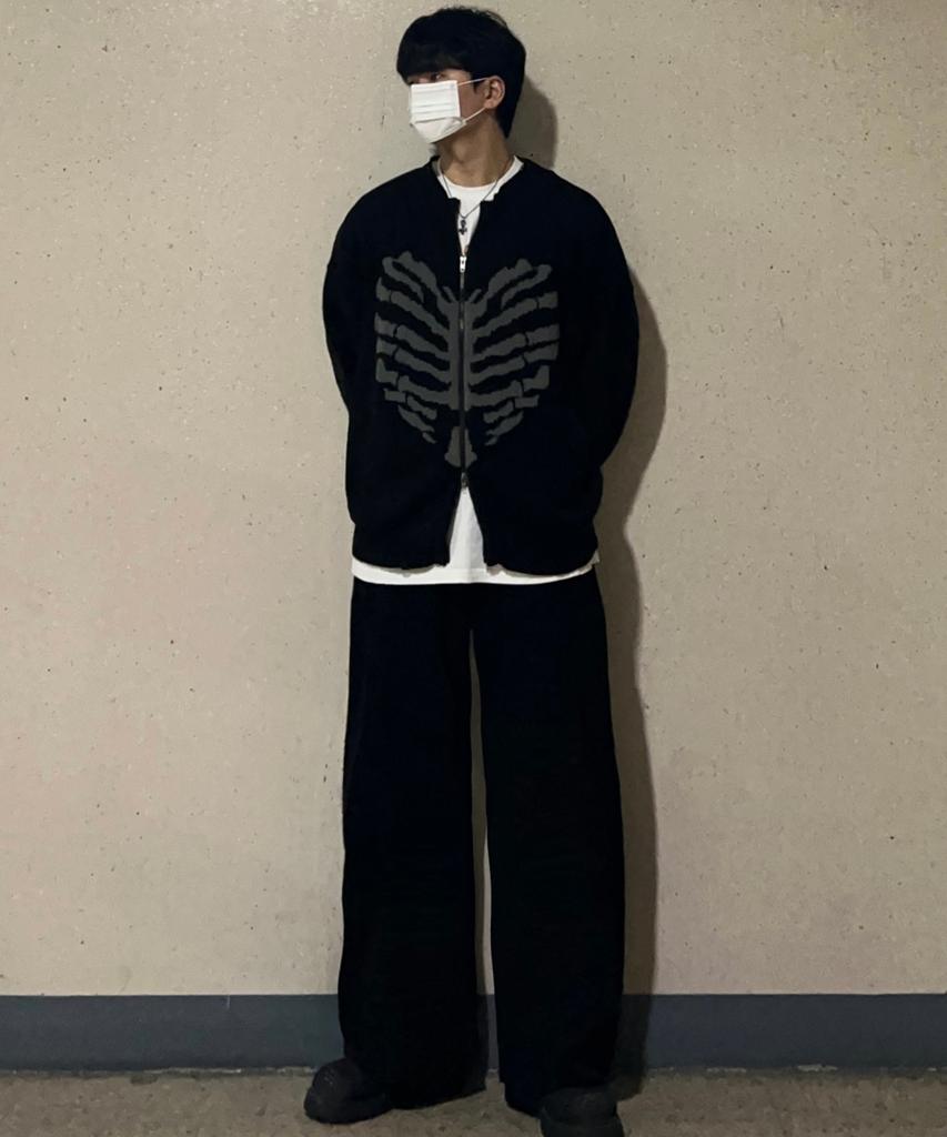 Jikeulib Black Curved Cut-Line Wide Cotton Pants