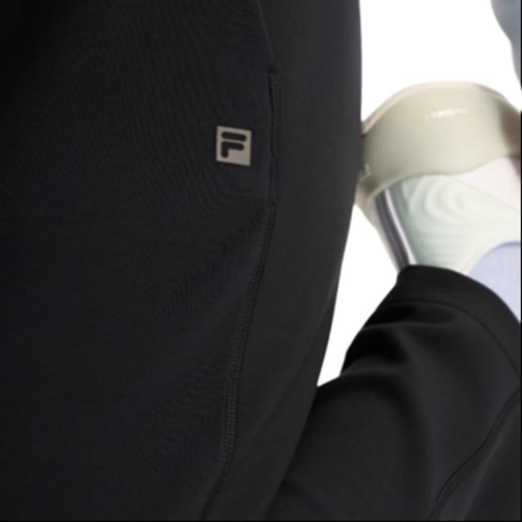 Fila Womens Outdoor Series Casual Fashion Comfortable Knitted Sports Pants Women Pants Deep-Black A11W441608F-BK