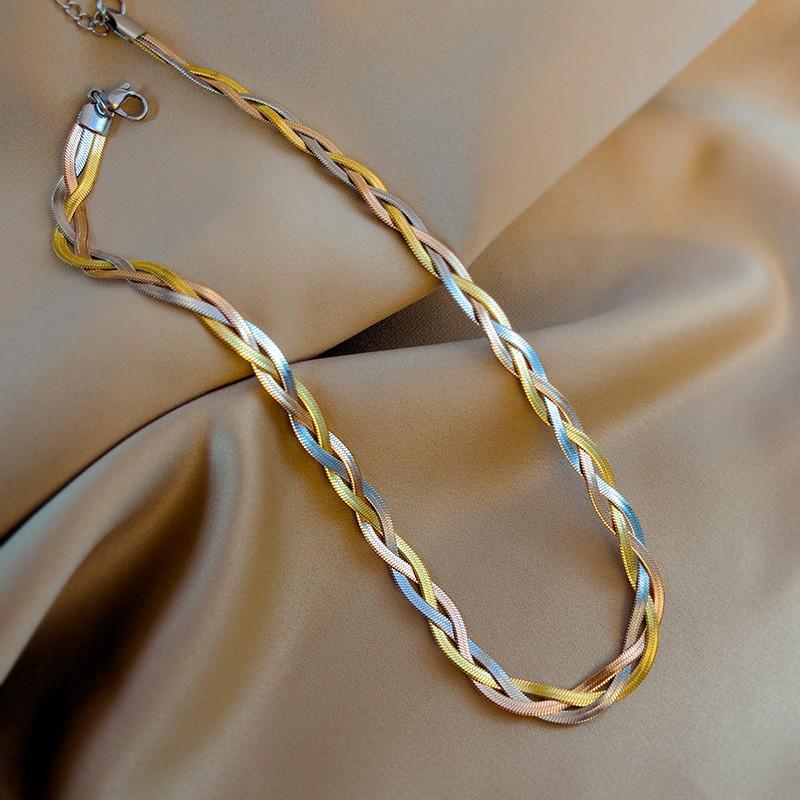 Trendy Double-Layer Snake & Blade Chain Necklace for Women