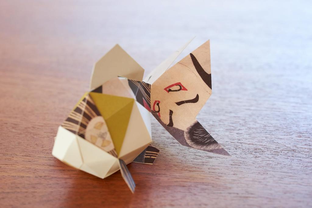 [Paper Craft] KAKUKAKU Ukiyo-e Goldfish by Toshusai Sharaku, Edobei of Otani Oniji III [InteriorMade in Japan]