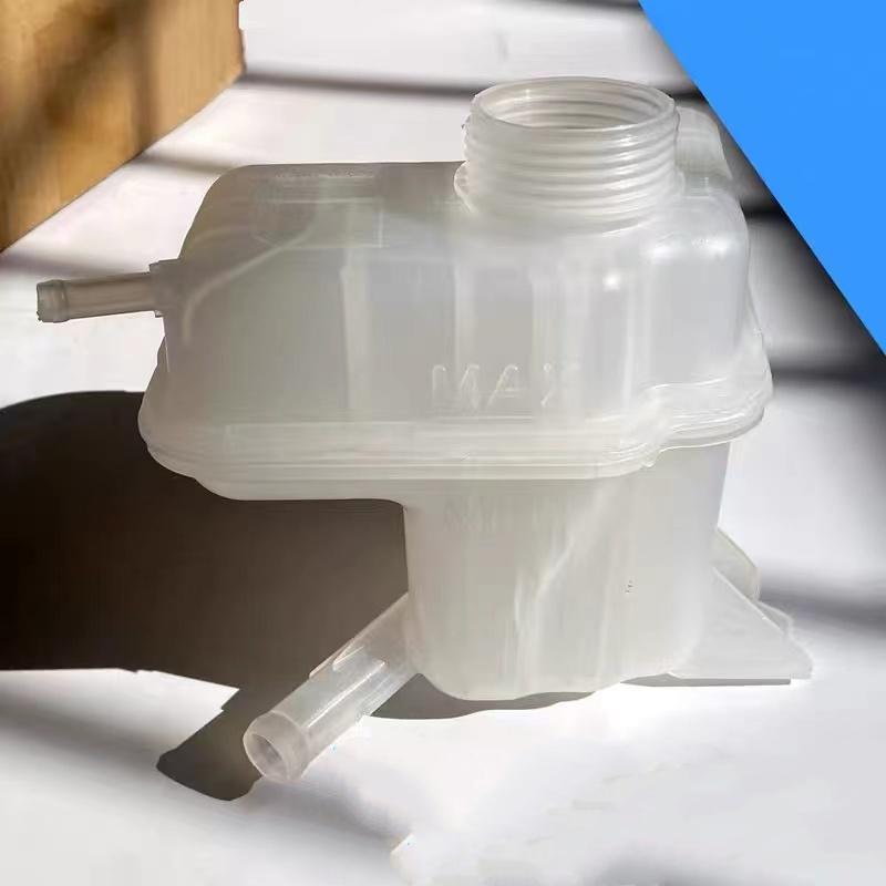 For Nissan 2008-2015 Qashqai Antifreeze Bottle Automotive Coolant Water Tank Auxiliary Kettle