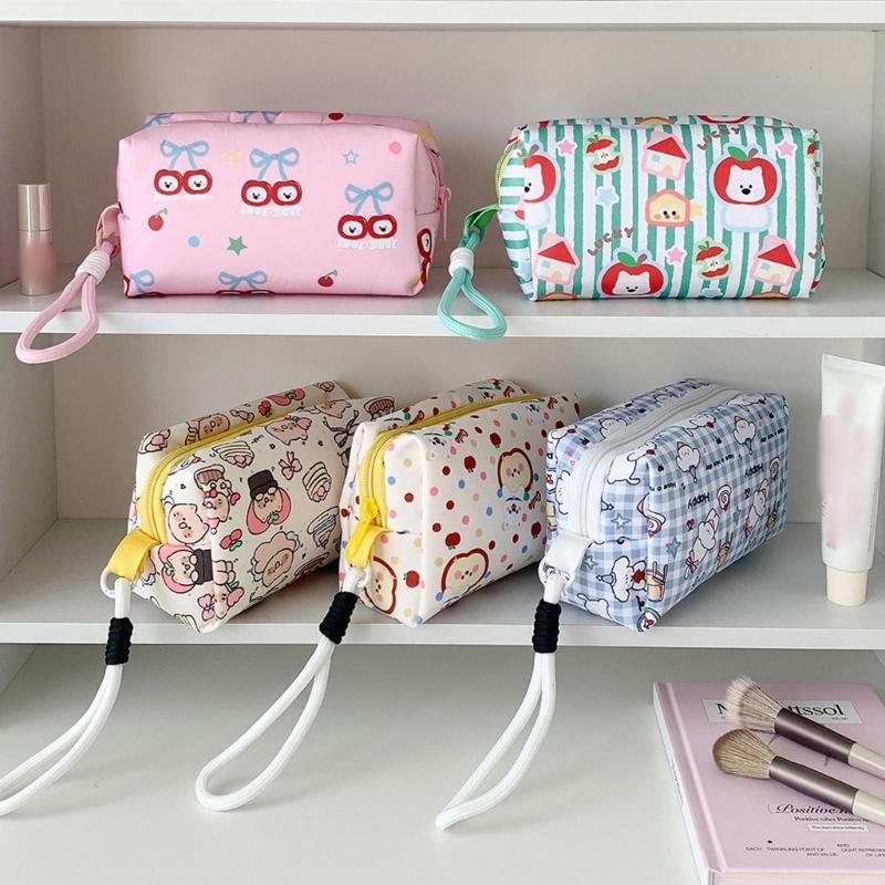 Creative Student Cosmetic Pouch With Cartoon Design Portable Hand Carry Water Resistant Polyester Makeup Organizers For Teens Women Daily Use