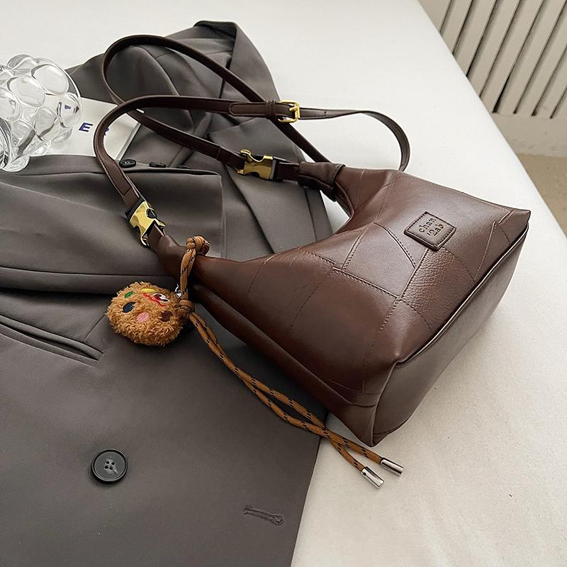 Luxury Vintage Armpit Handbag for Women's Shoulder Bag for Work and Commuting Dumpling Bag