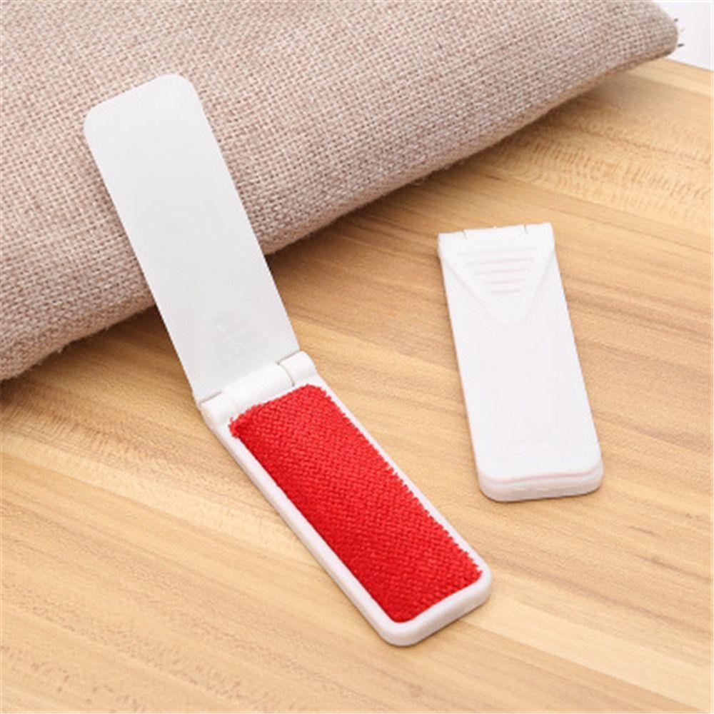 Travel Household Cleaning Brush Portable Electrostatic Lint Dust Static Remover Hair Cleaner