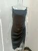 Abito Slimming Sottile Satinato Chic Europeo e Americano 2025 con Spallina Sexy