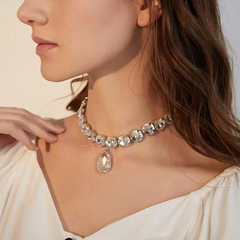 European and American temperament choker collar rhinestone neck chain short niche collarbone chain tide Internet celebrity necklace jewelry neck chain