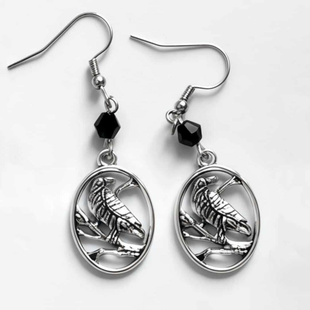 Pendientes Largos Retro Góticos Color Plata El Ojo de Horus Calavera Murciélago Cuervo Mariposa Gato para Mujeres Joyería de Fiesta de Halloween Regalos