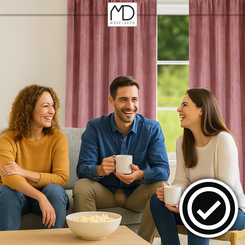 Velvet curtain on a ribbon - pink