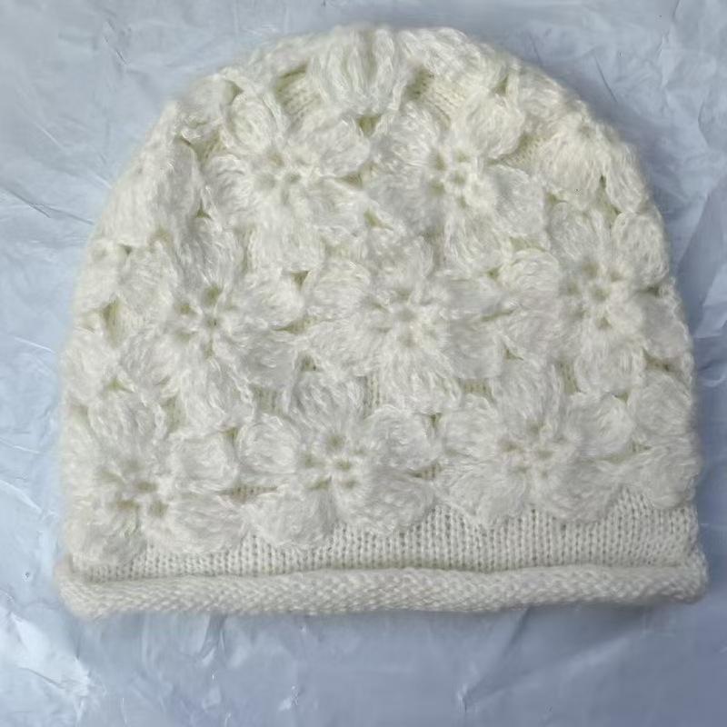 Damen Baskenmütze aus Mohair, handgehäkelt im koreanischen Stil - Herbst/Winter Hohlblumendesign, warme Strickmütze aus Wolle M (56-58cm)