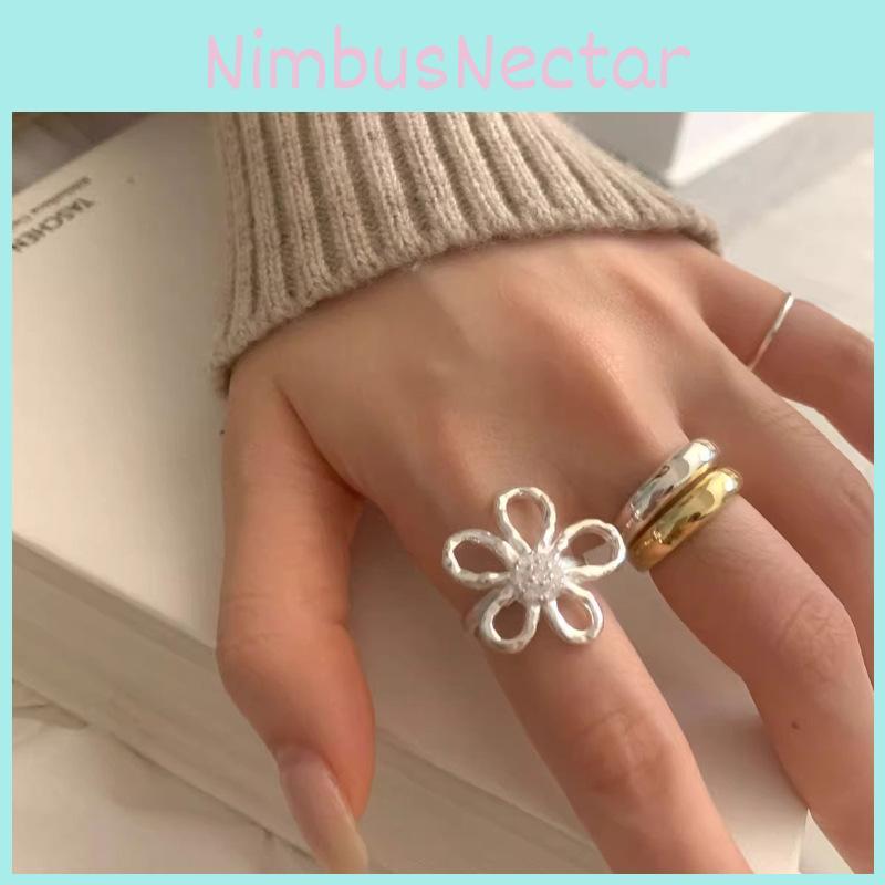 Chic And Elegant Floral Statement Ring For Women Adjustable Copper Adjustable Size